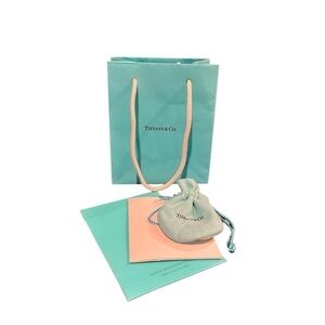 TIFFANY | Gift Bag, Jewelry Pouch, Polishing Cloth & Receipt Holder